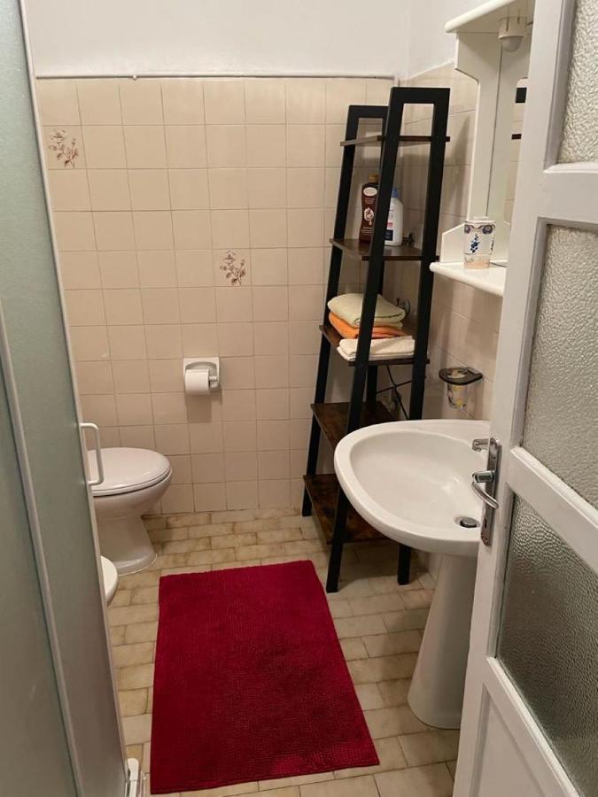 Ca Rosina Casavacanze Holiday home Brusimpiano