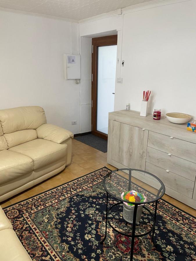 Holiday home Ca Rosina Casavacanze Brusimpiano
